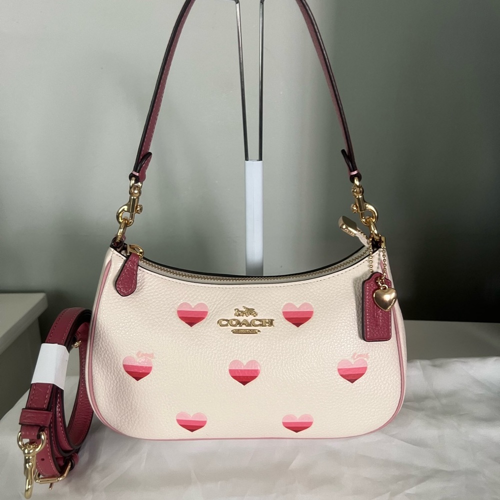 Coach Teri Shoulder Bag With Stripe Heart Print